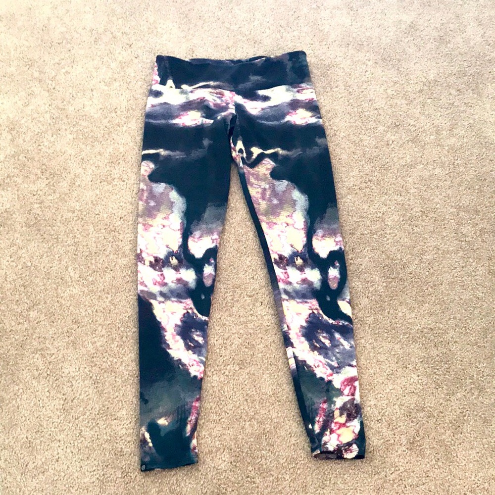 Onzie Leggings